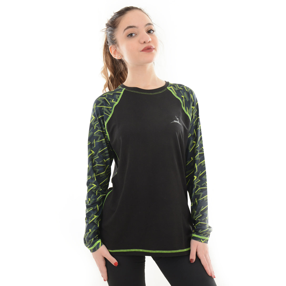 Printed sleeves t-shirt - Green Strokes