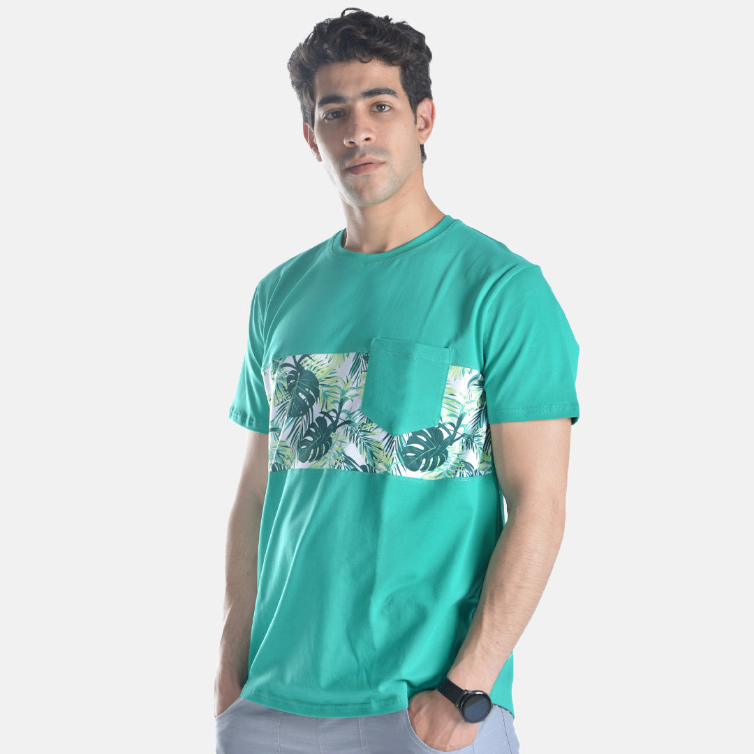 Palm leaves short sleeved pocketed T-shirt